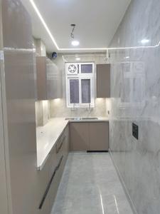 Kitchen Image of 800 Sq.ft 2 BHK Builder Floor for sale in Shalimar Bagh New Delhi for Rs. 14000000