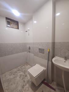 Bathroom Image of 2100 Sq.ft 4 BHK Apartment / Flat for sale in Dolphin Jewel O, Deopuri Raipur for Rs. 10500000