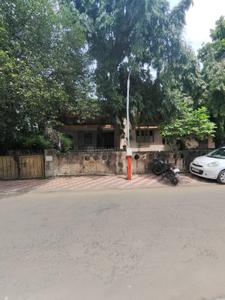 Image of 3696 Sq.ft 2 BHK Villa for sale in Vastrapur, Ahmedabad for Rs. 42500000