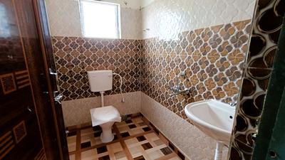 Bathroom Image of 1325 Sq.ft 3 BHK Apartment / Flat for sale in Serampore Hooghly for Rs. 3975000