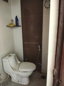 Bathroom Image of 1150 Sq.ft 3 BHK Apartment / Flat for rent in Earthshastra Nariman Point, Mahalakshmi Nagar Indore for Rs. 7000