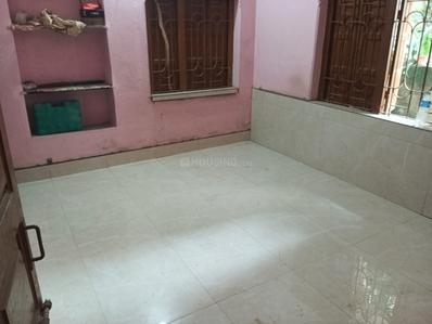 Bedroom Image of 900 Sq.ft 2 BHK Builder Floor for rent in Teghoria Kolkata for Rs. 9500