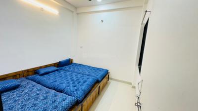 Bedroom Image of 800 Sq.ft 1 BHK Builder Floor for rent in Vishnu Puri Colony Indore for Rs. 13000