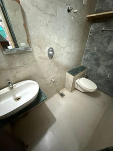 Bathroom Image of 450 Sq.ft 2 BHK Apartment / Flat for rent in Elite Residency, Paldi Ahmedabad for Rs. 22000