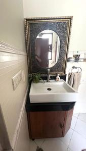 Bedroom Image of 7600 Sq.ft 6 BHK Apartment / Flat for sale in Purvanchal Silver Estate, Sector 50 Noida for Rs. 110000000