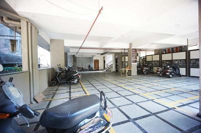 Parking Area Image of 1098 Sq.ft 3 BHK Apartment / Flat for sale in Paldi Ahmedabad for Rs. 10500000