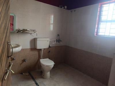 Image of 1900 Sq.ft 4 BHK Villa for rent in V K Comfort Lush Green Apartment, Ayodhya Bypass, Bhopal for Rs. 25000