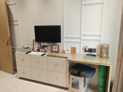 Bedroom Image of 1100 Sq.ft 3 BHK Apartment / Flat for sale in Santacruz West Mumbai for Rs. 60000000
