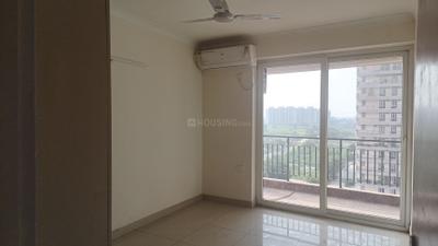 Bedroom Image of 2120 Sq.ft 3 BHK Apartment / Flat for rent in Pareena Express Heights, Sector 99 Gurgaon for Rs. 45000