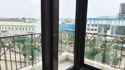 Balcony Image of 1500 Sq.ft 3 BHK Apartment / Flat for rent in RG Luxury Homes Tower A F And M, Noida Extension Greater Noida for Rs. 28000