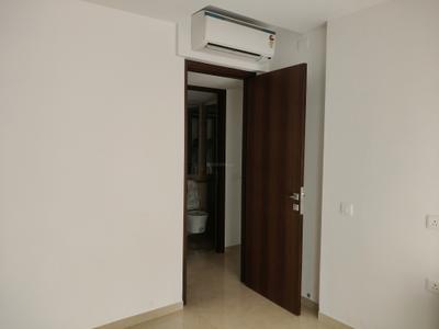 Bedroom Image of 980 Sq.ft 2 BHK Apartment / Flat for sale in Highland, Powai Mumbai for Rs. 30700000