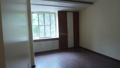 Bedroom Image of 1800 Sq.ft 3 BHK Apartment / Flat for rent in Central Jail Road Varanasi for Rs. 40000