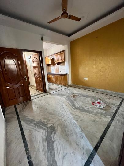Pratham Luxury Floor Main Image 1