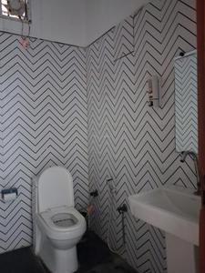 Common Bathroom One Image of 12000 Sq.ft 6 BHK Villa for sale in Dkrrish Alaska Farms, Nagli Bahrampur Noida for Rs. 12500000