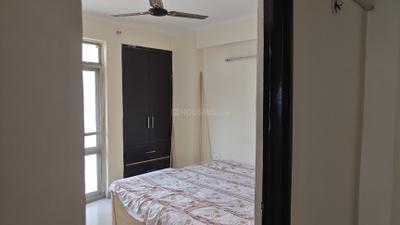 Bedroom Image of 1229 Sq.ft 3 BHK Apartment / Flat for sale in Amrapali Pan Oasis, Sector 70 Noida for Rs. 13737000