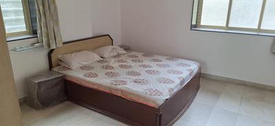 Bedroom Image of 1250 Sq.ft 2.5 BHK Apartment / Flat for rent in Cumballa Hill Mumbai for Rs. 175000