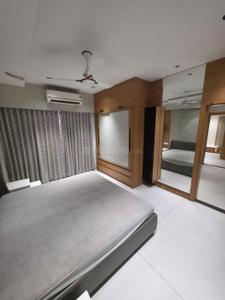 Bedroom Image of 2500 Sq.ft 3 BHK Apartment / Flat for rent in Randesan Gandhinagar for Rs. 55000