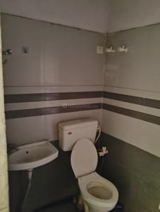 Bathroom Image of 500 Sq.ft 1 BHK Duplex for rent in Roberts Lines Lucknow for Rs. 6000