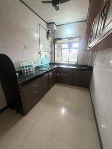 Kitchen Image of 900 Sq.ft 2 BHK Apartment / Flat for rent in Gayatri Darshan, Kandivali East Mumbai for Rs. 55000