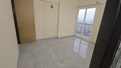 Bedroom Image of 2200 Sq.ft 4 BHK Apartment / Flat for sale in Saya Gold Avenue, Indirapuram Ghaziabad for Rs. 32000000