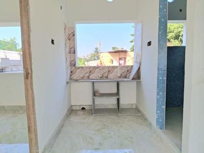 Kitchen Image of 600 Sq.ft 2 BHK Apartment / Flat for sale in Thakurpukur Kolkata for Rs. 1600000