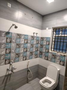 Bathroom Image of 1200 Sq.ft 3 BHK Apartment / Flat for rent in Velachery Chennai for Rs. 40000