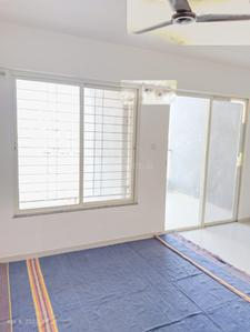 Bedroom Image of 820 Sq.ft 2 BHK Apartment / Flat for rent in Guardian Eastern Meadows, Upper Kharadi Pune for Rs. 32000