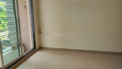 Living Room Image of 400 Sq.ft 1 BHK Apartment / Flat for rent in Spring Grove Uno Society, Kandivali East Mumbai for Rs. 28500
