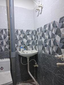 Common Bathroom Image of 1050 Sq.ft 2 BHK Apartment / Flat for sale in Sector 49 Noida for Rs. 4000005