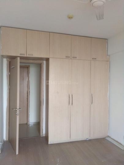 DLF Express Greens Main Image 1