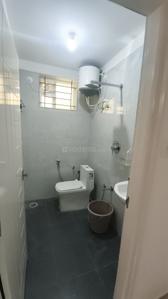 Bathroom Image of 900 Sq.ft 1 BHK Builder Floor for rent in Mahadevapura Bengaluru for Rs. 32500