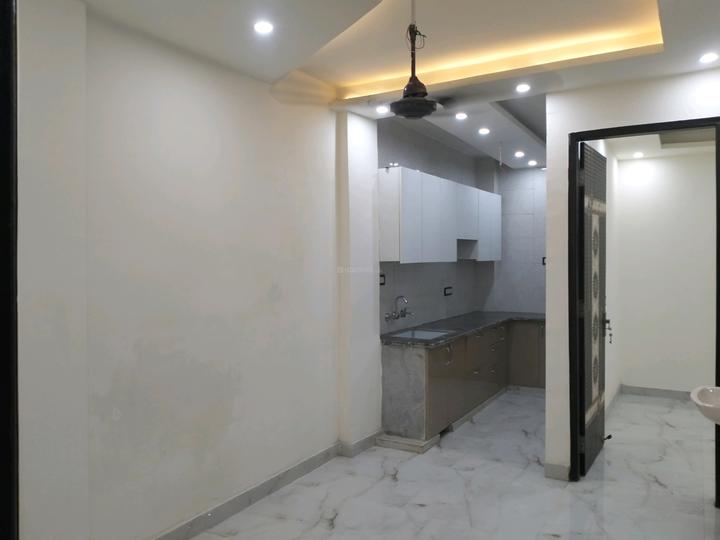 Jurbagh, Tri Nagar Main Image 1