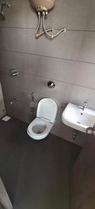 Bathroom Image of 1650 Sq.ft 3 BHK Apartment / Flat for sale in Captown Enhance, Shilaj Ahmedabad for Rs. 9800000