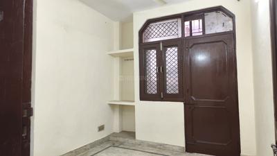 Bedroom Image of 700 Sq.ft 1 BHK Builder Floor for rent in Partik Panchsheel Vihar, Khirki Extension New Delhi for Rs. 17000