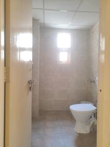 Common Bathroom Image of 850 Sq.ft 2 BHK Apartment / Flat for sale in Agrasain Aagman 2, Sector 69 Faridabad for Rs. 4450000