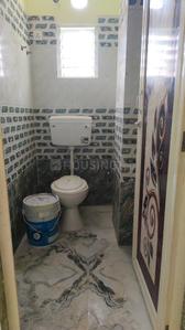 Bathroom Image of 500 Sq.ft 1 BHK Apartment / Flat for rent in Keshtopur Kolkata for Rs. 10000