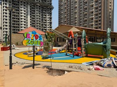 Image of 1050 Sq.ft 2 BHK Apartment / Flat for sale in VTP Beaumonde Building T2, Manjari Khurd, Pune for Rs. 8500000