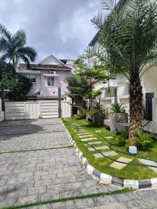 Image of 1950 Sq.ft 3.5 BHK Villa for sale in Maradu, Kochi for Rs. 18000000