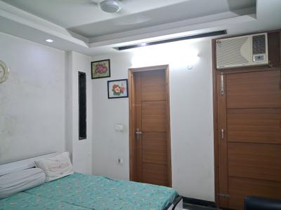 Bedroom Image of 1530 Sq.ft 3 BHK Builder Floor for rent in Paschim Vihar New Delhi for Rs. 55000