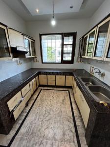 Kitchen Image of 2500 Sq.ft 4 BHK Builder Floor for rent in Shaheed Bhagat Singh Nagar Ludhiana for Rs. 35000