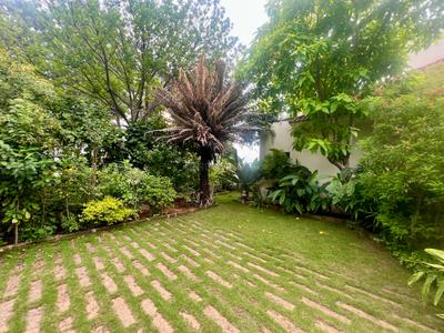 Image of 10000 Sq.ft 4 BHK Independent House for sale in Jubilee Hills, Hyderabad for Rs. 250000000