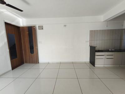 Living Room Image of 900 Sq.ft 2 BHK Apartment / Flat for rent in Vemali Vadodara for Rs. 15000