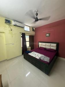 Bedroom Image of 1800 Sq.ft 4 BHK Builder Floor for rent in Sector 35 Chandigarh for Rs. 70000