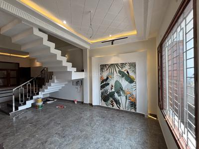 Living Room Image of 2500 Sq.ft 5 BHK Independent House for sale in Awaleshpur Varanasi for Rs. 21000000
