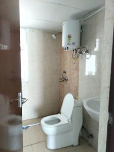 Common Bathroom Image of 1345 Sq.ft 3 BHK Apartment / Flat for sale in Amrapali Heartbeat City IV, Sector 107 Noida for Rs. 14500000