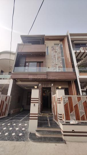 250 Gaz 3 manjil new house Sec 4 Main Image 1