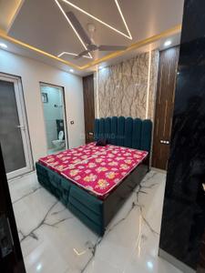 Bedroom Image of 1000 Sq.ft 3 BHK Independent House for rent in Rajouri Garden New Delhi for Rs. 46000
