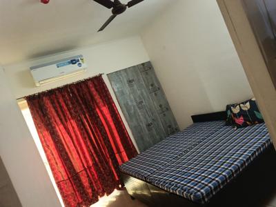 Bedroom Image of 1150 Sq.ft 3 BHK Apartment / Flat for rent in Gaurs Siddhartham, Siddharth Vihar Ghaziabad for Rs. 32000