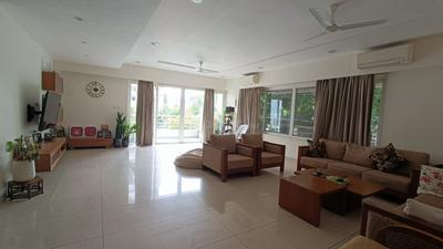 Hall Image of 3510 Sq.ft 4 BHK Apartment / Flat for sale in Race Course Vadodara for Rs. 25000000
