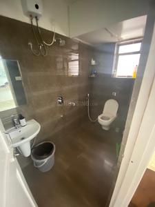 Bathroom Image of 1600 Sq.ft 3 BHK Apartment / Flat for sale in Koregaon Park Pune for Rs. 21000000
